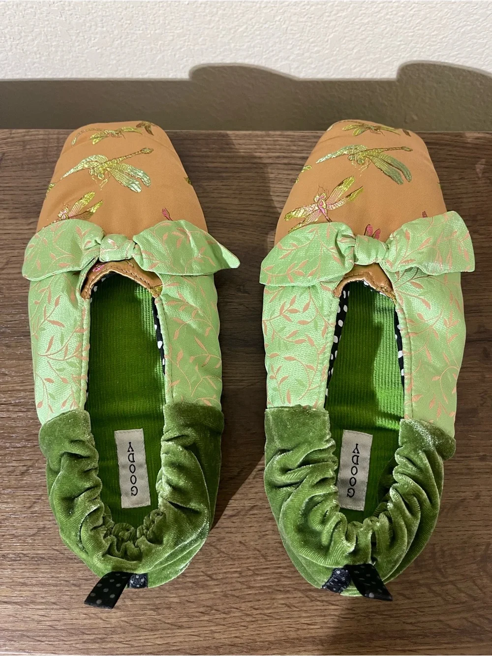 Goody chic green